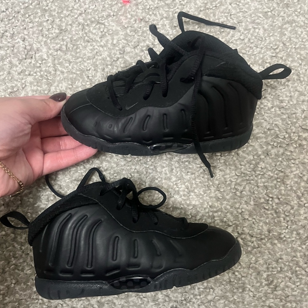 All black foamposites